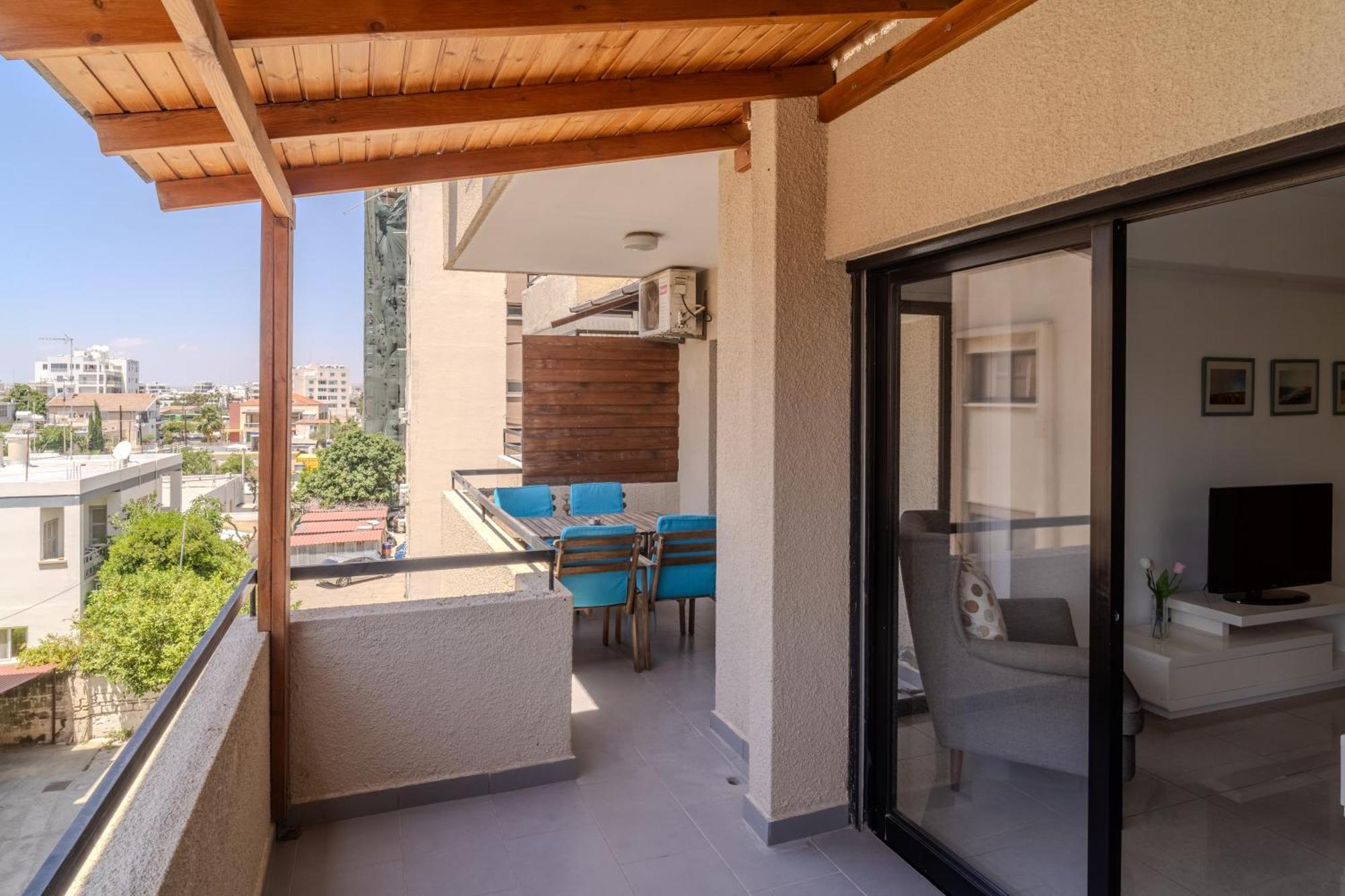Lazaros Suite Downtown Larnaca Bagian luar foto